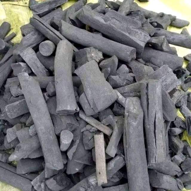 Hardwood Charcoal (Premium Hardwood Charcoal)